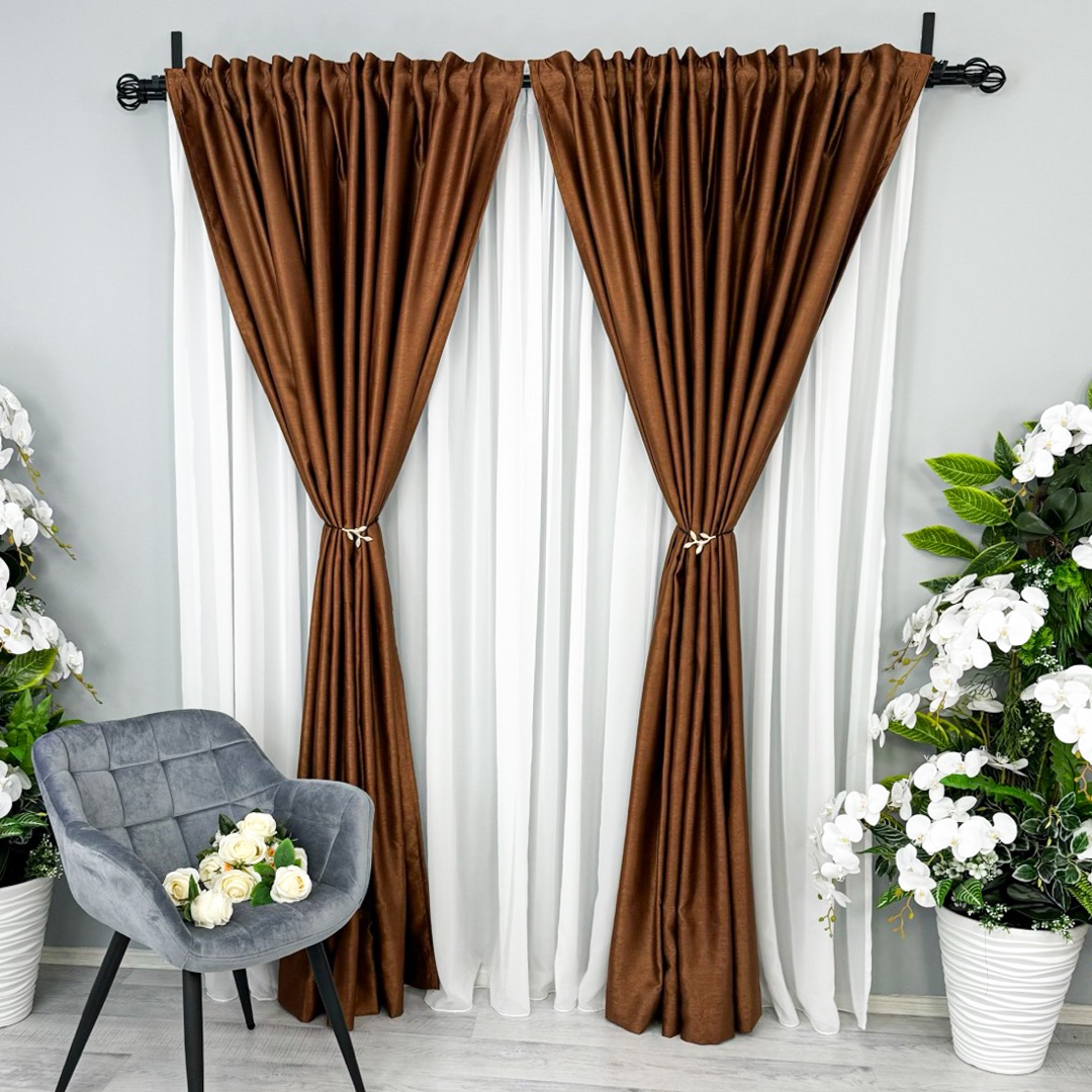 Poze Set 2 Draperii Soft Touch, cu Aspect Fin si Tenta Satinata, 140cm latime x 260cm inaltime, cu TIV LAT, Maro ruginiu cumparamisim.ro