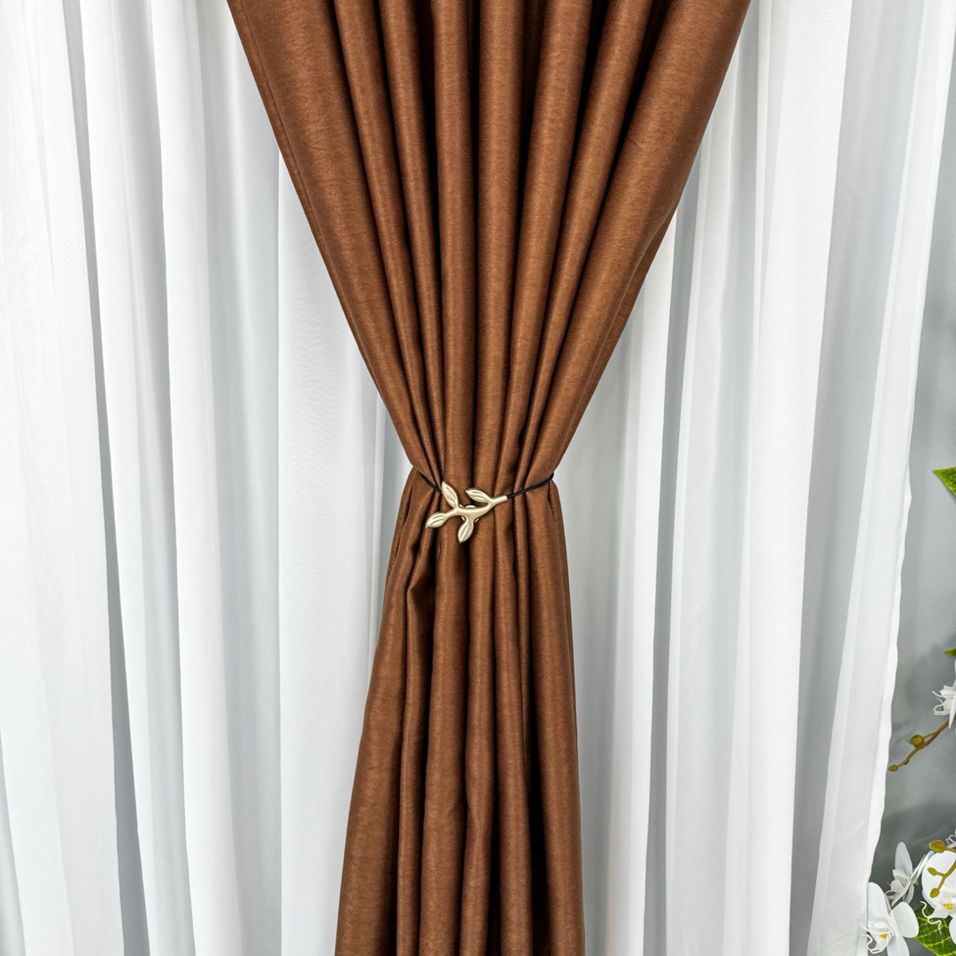 Poze Set 2 Draperii Soft Touch, cu Aspect Fin si Tenta Satinata, 140cm latime x 260cm inaltime, cu TIV LAT, Maro ruginiu cumparamisim.ro