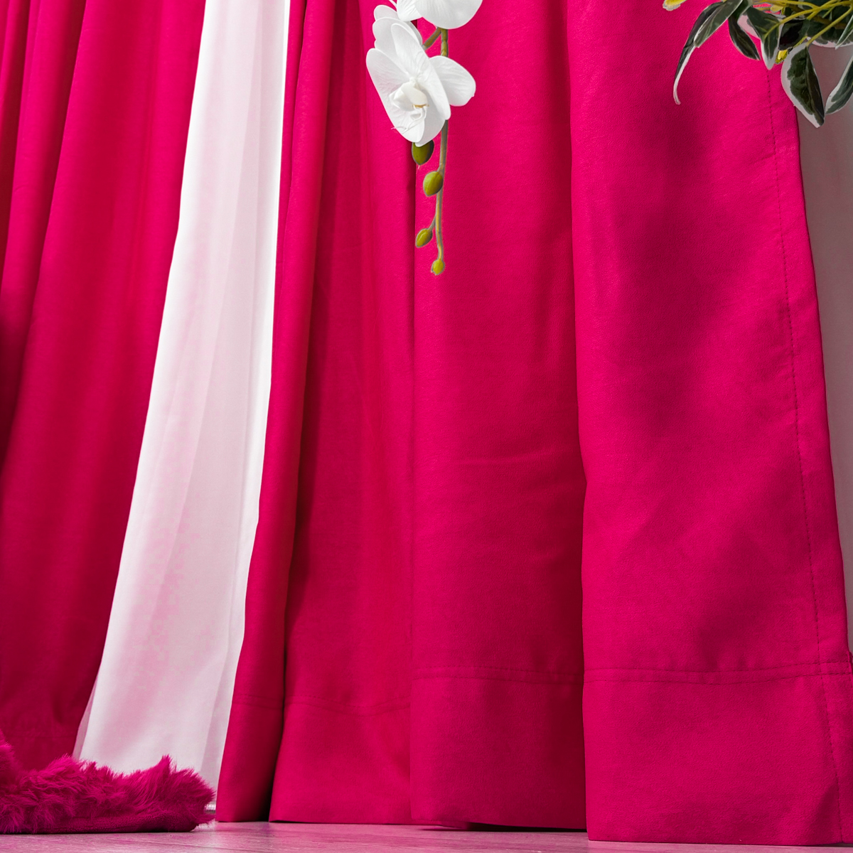 Poze Set 2 Draperii Soft Touch, cu Aspect Fin si Tenta Satinata, 140cm latime x 260cm inaltime, cu TIV LAT, Fuchsya cumparamisim.ro