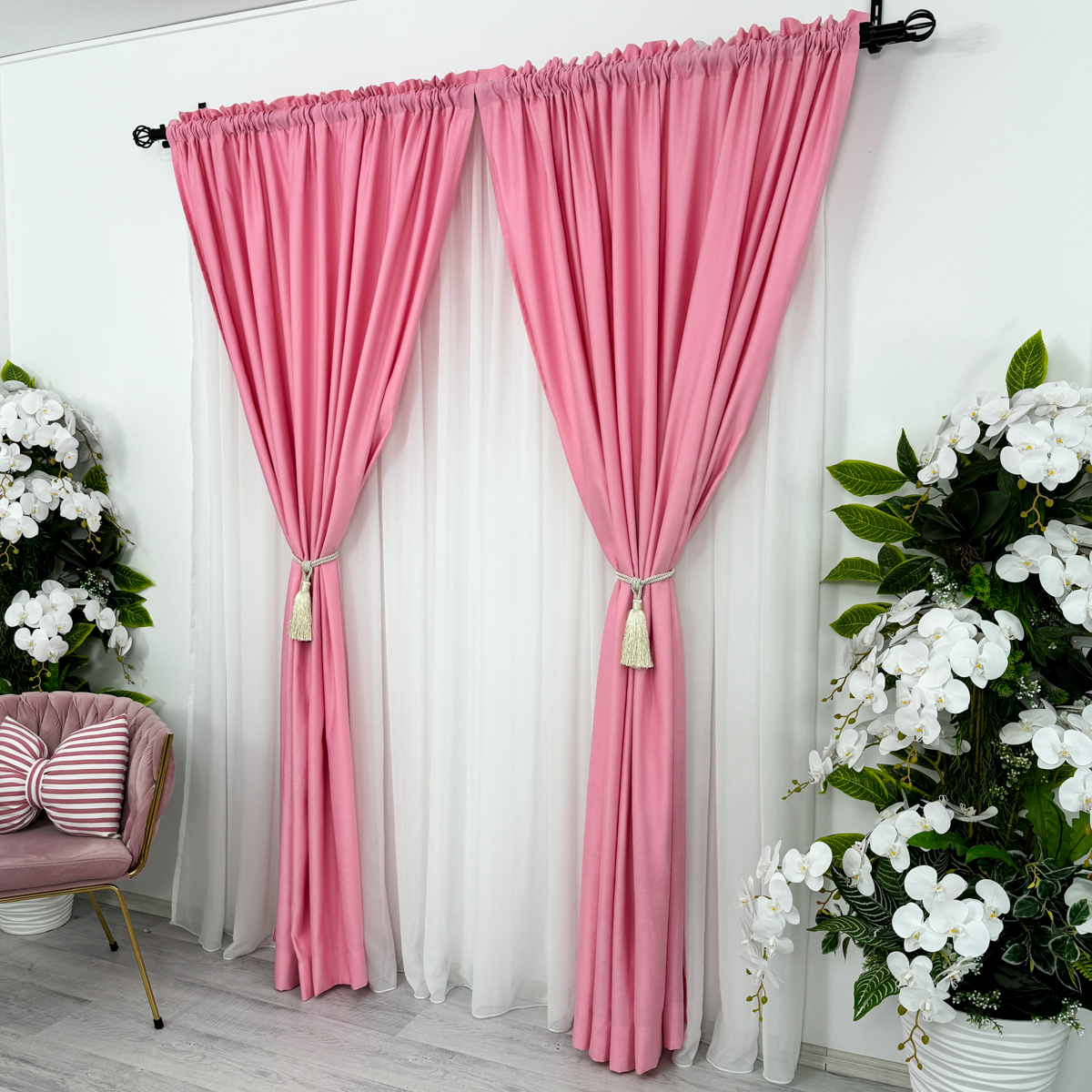 Poze Set 2 Draperii Soft Touch, cu Aspect Fin si Tenta Satinata, 140cm latime x 260cm inaltime, cu TIV LAT, Roz cumparamisim.ro