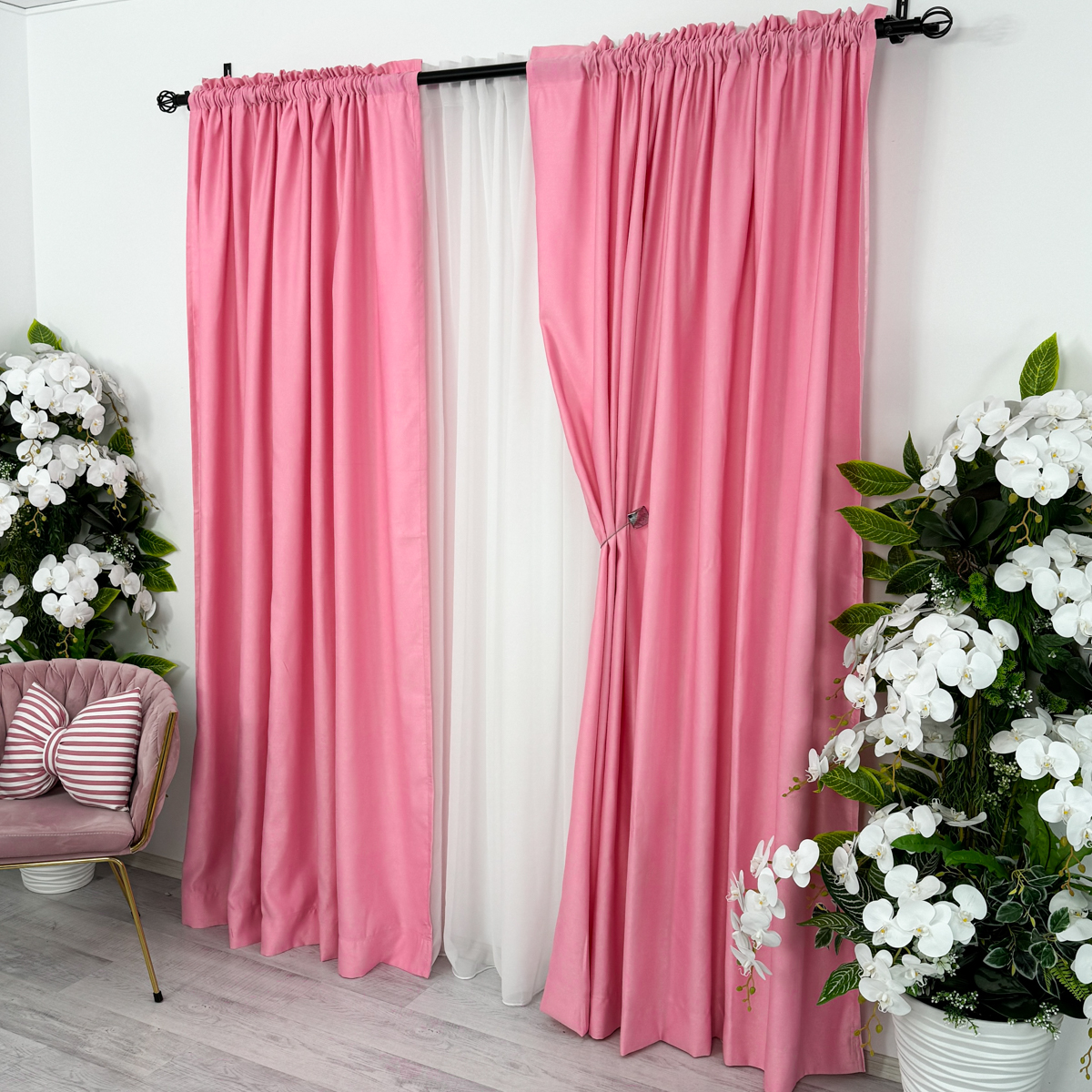 Poze Set 2 Draperii Soft Touch, cu Aspect Fin si Tenta Satinata, 140cm latime x 260cm inaltime, cu TIV LAT, Roz cumparamisim.ro