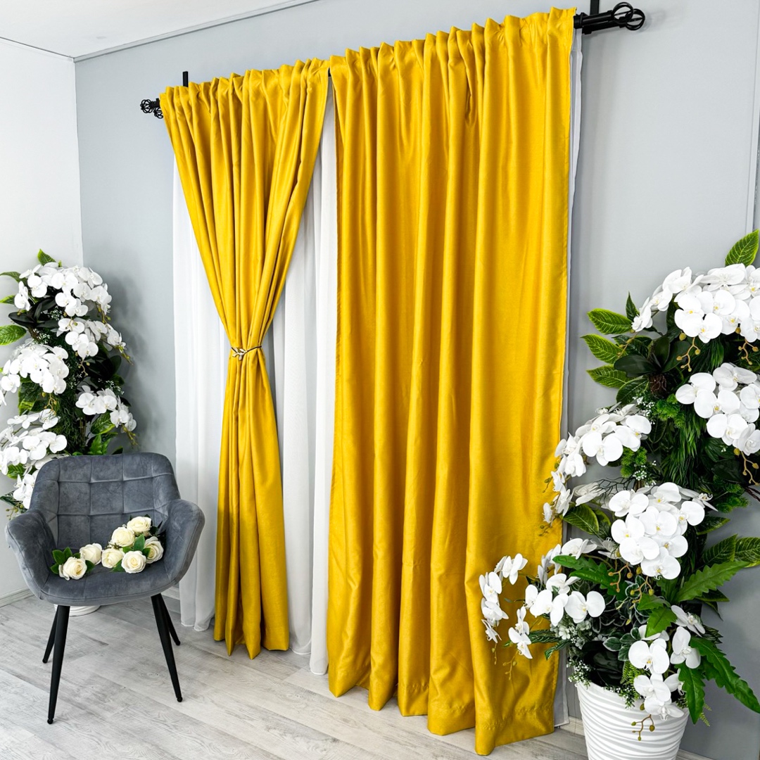 Poze Set 2 Draperii Soft Touch, cu Aspect Fin si Tenta Satinata, 140cm latime x 260cm inaltime, cu TIV LAT, Galben cumparamisim.ro