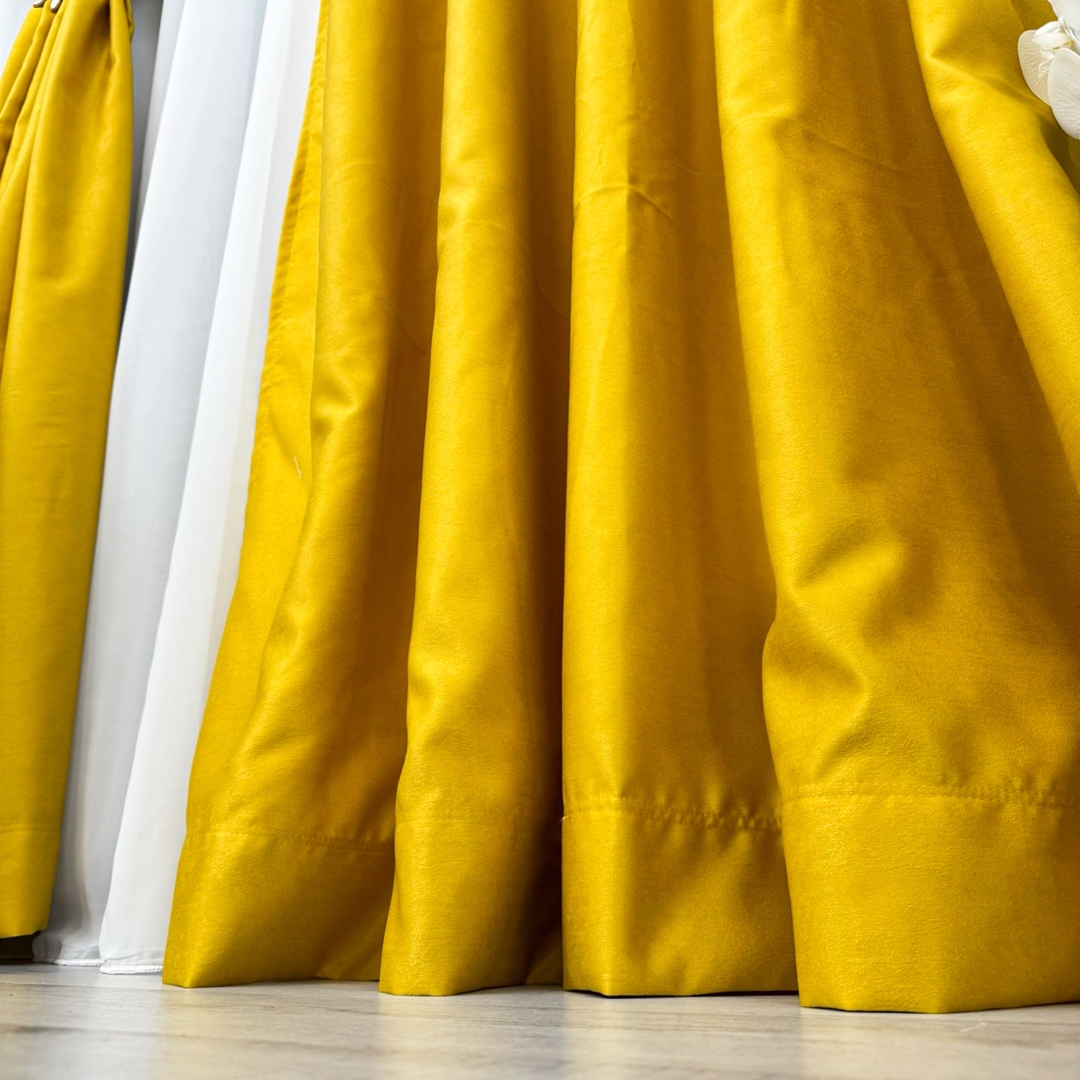 Poze Set 2 Draperii Soft Touch, cu Aspect Fin si Tenta Satinata, 140cm latime x 260cm inaltime, cu TIV LAT, Galben cumparamisim.ro