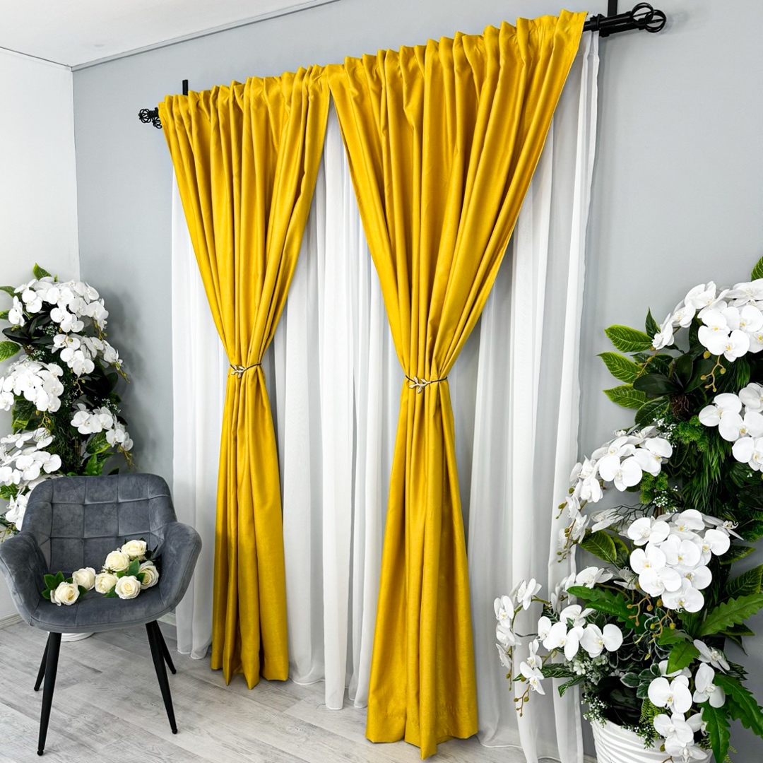 Poze Set 2 Draperii Soft Touch, cu Aspect Fin si Tenta Satinata, 140cm latime x 260cm inaltime, cu TIV LAT, Galben cumparamisim.ro