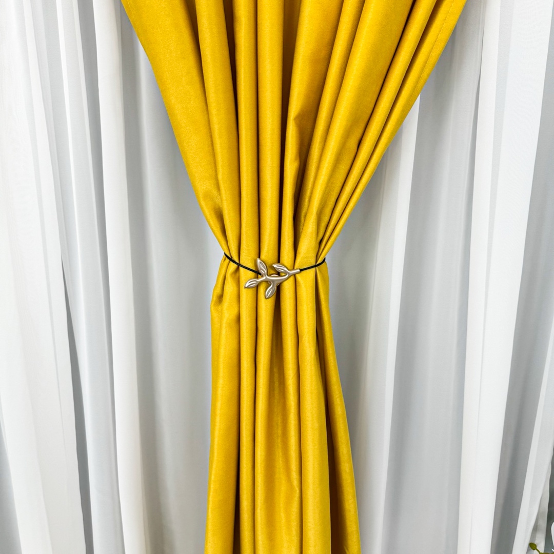 Poze Set 2 Draperii Soft Touch, cu Aspect Fin si Tenta Satinata, 140cm latime x 260cm inaltime, cu TIV LAT, Galben cumparamisim.ro