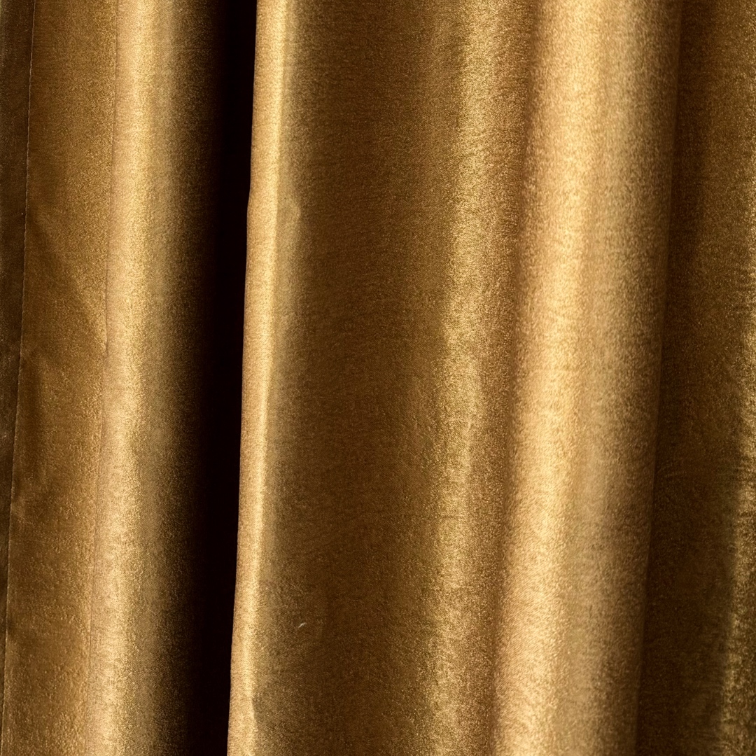 Poze Set 2 Draperii Soft Touch, cu Aspect Fin si Tenta Satinata, 140cm latime x 260cm inaltime, cu TIV LAT, Maro Bronz cumparamisim.ro