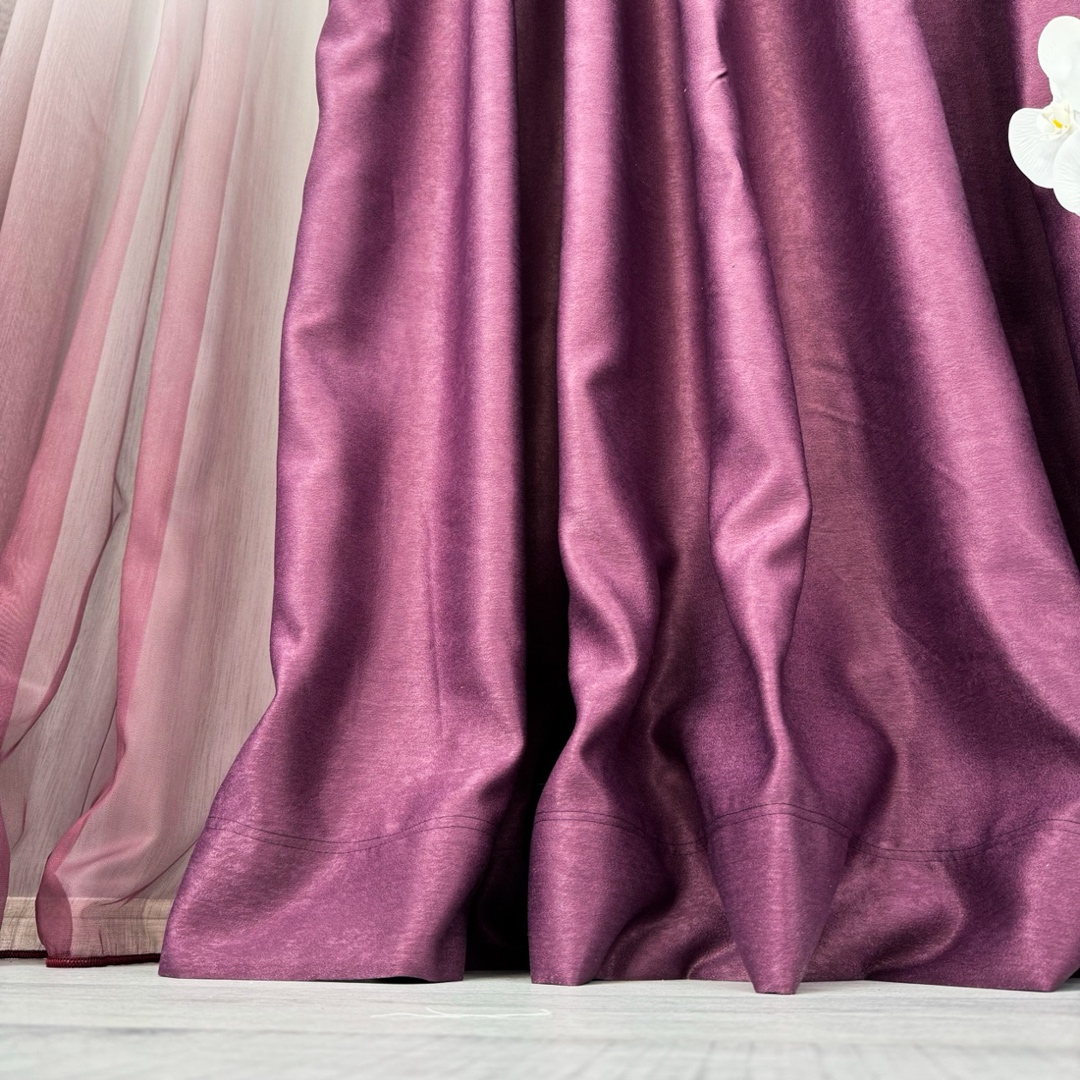 Poze Set 2 Draperii Soft Touch, cu Aspect Fin si Tenta Satinata, 140cm latime x 260cm inaltime, cu TIV LAT, Violet cumparamisim.ro