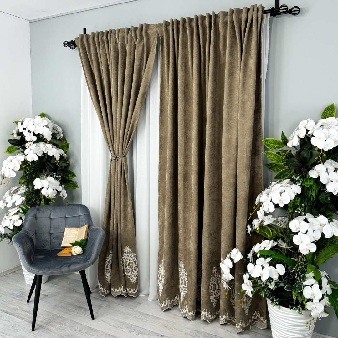 Poze Set 2 Draperii Blackout 80%, din Catifea cu Broderie, 140cm latime x 260cm inaltime, cu TIV LAT, Elite V3, Bej cumparamisim.ro