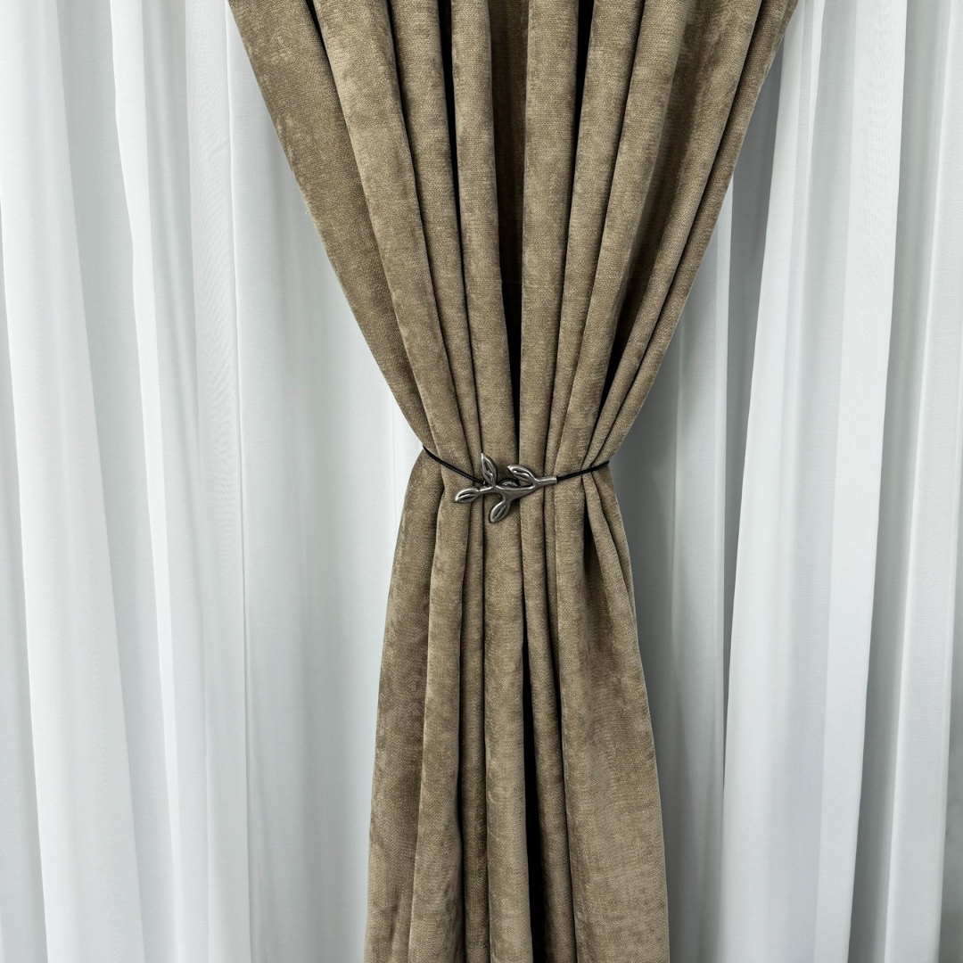 Poze Set 2 Draperii Blackout 80%, din Catifea cu Broderie, 140cm latime x 260cm inaltime, cu TIV LAT, Elite V3, Bej cumparamisim.ro