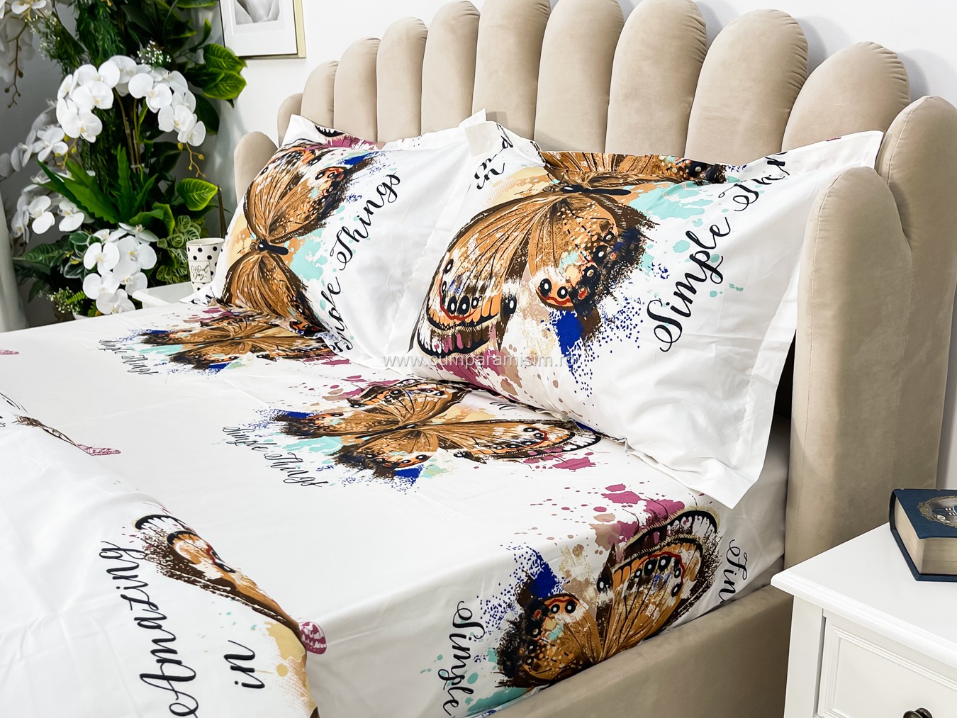 Poze (OFERTA 3 la 199 Lei) Lenjerie pat dublu, 4 piese, IMPRIMEU 3D Multiplicat, Microfibra, Auriu, fluturi cumparamisim.ro