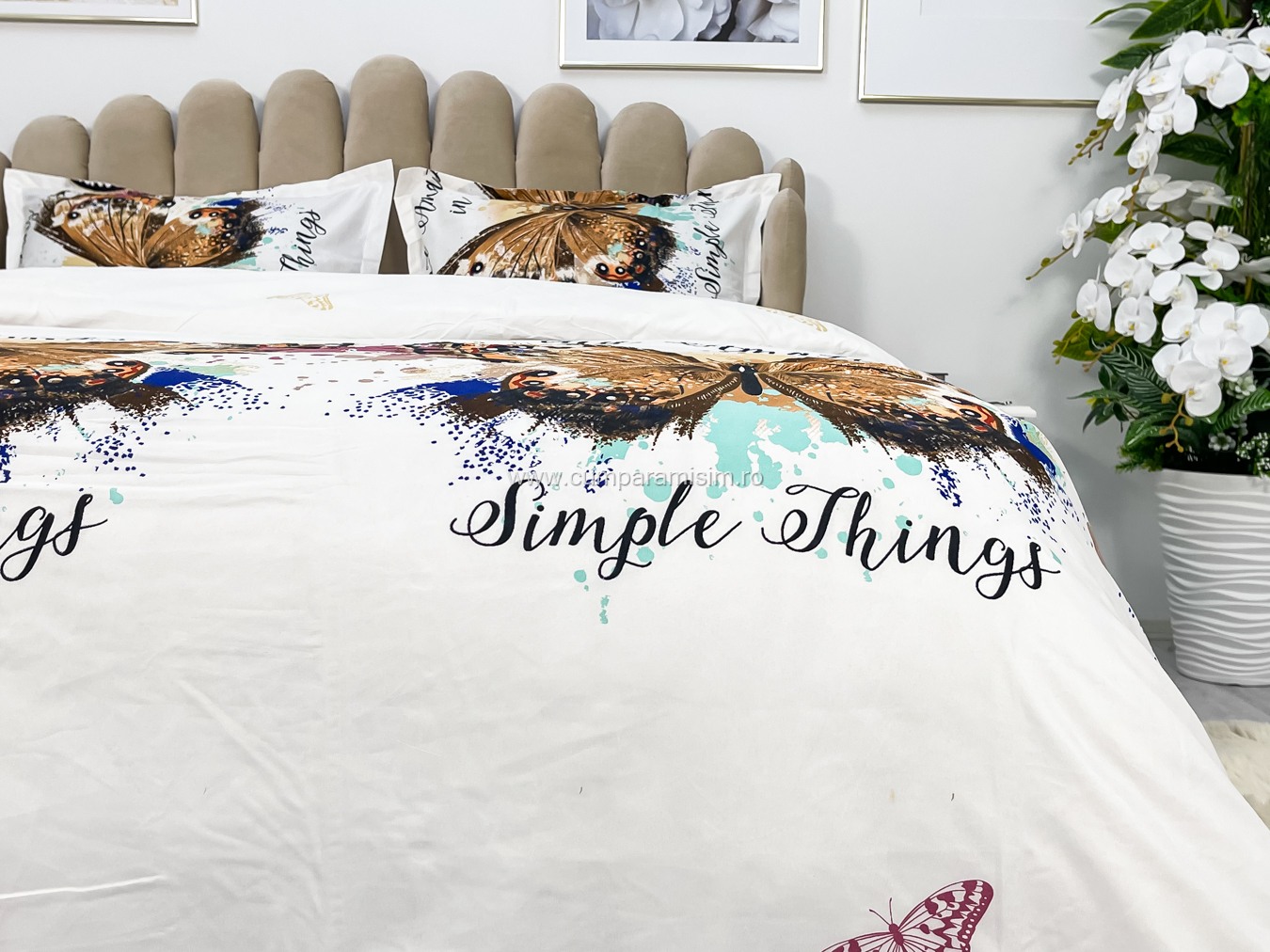 Poze (OFERTA 3 la 199 Lei) Lenjerie pat dublu, 4 piese, IMPRIMEU 3D Multiplicat, Microfibra, Auriu, fluturi cumparamisim.ro