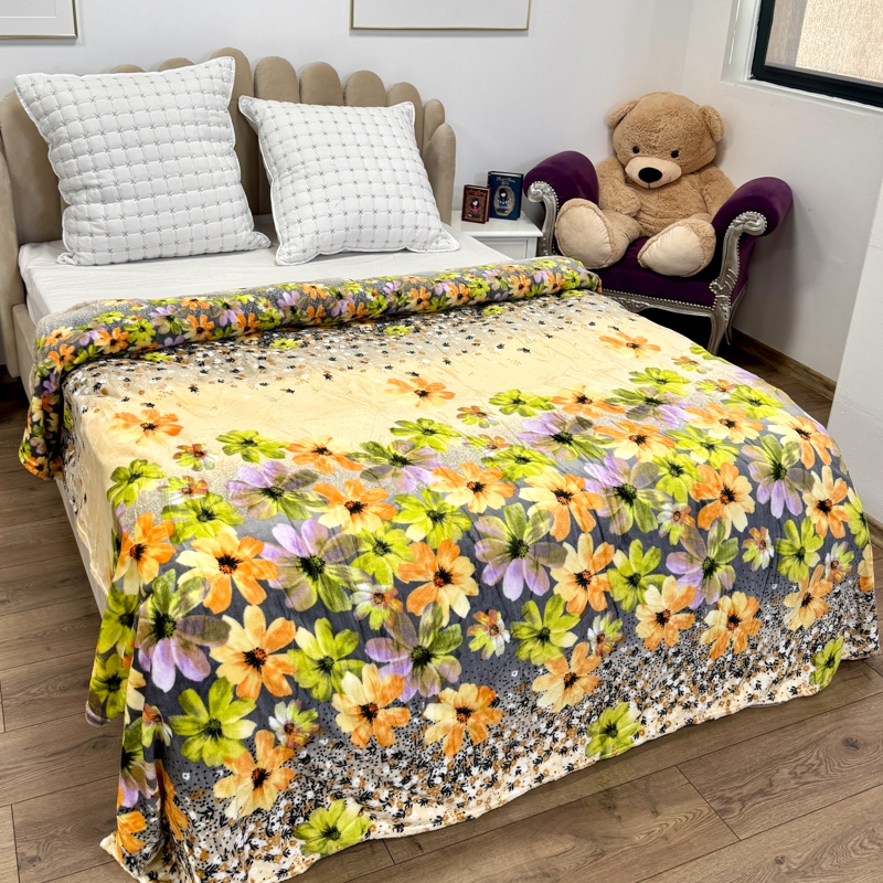 Poze Patura pufoasa cocolino 200x230cm, 240g/mp, Crem, Floricele Verzi cumparamisim.ro