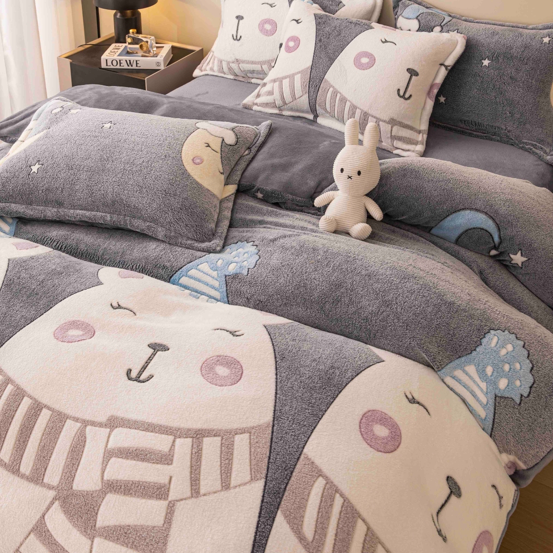 Lenjerie pat dublu, Super Pufoasa COCOLINO,cu ELASTIC, 4 piese, Jojo Home, Gri, Ursuleti - imagine 2