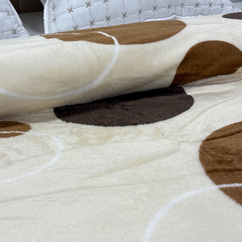 Patura pufoasa cocolino 200x230cm, 240g/mp, Crem, Buline, Cercuri - view 5