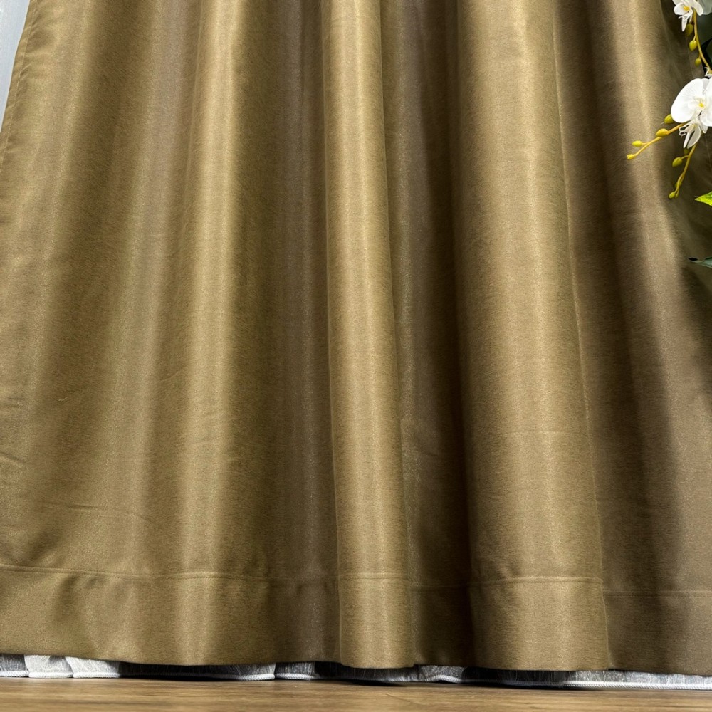 Draperie Blackout CLASS Satinata cu fir fin de sclipici, 140cm latime x 260cm inaltime, cu TIV LAT, Cappuccino intens - CR22 – imagine 5