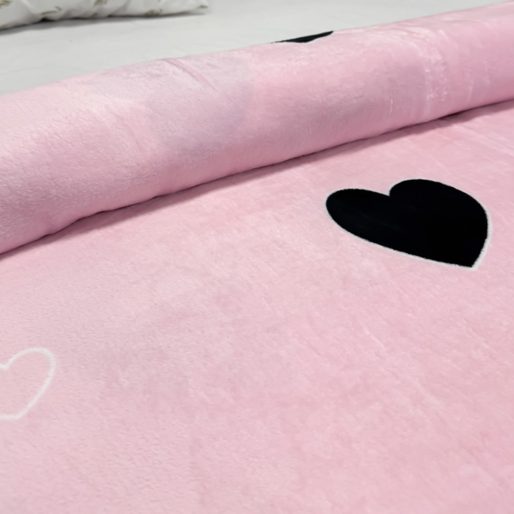 Patura Super Soft Cocolino, 200x230 cm – Rasfat absolut in zilele reci, Roz, inimioare – imagine 3