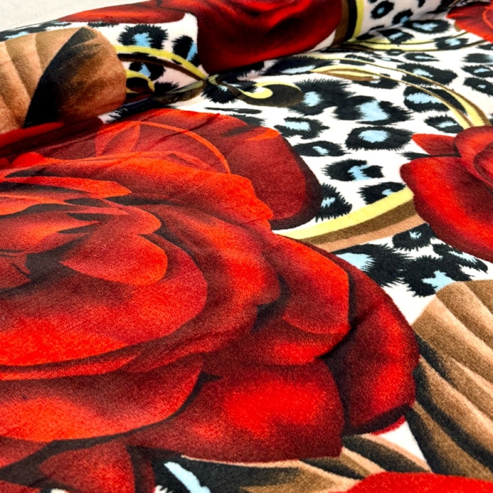 Patura pufoasa cocolino 200x230cm, 240g/mp, Alb, Negru, animal print, trandafiri – imagine 4