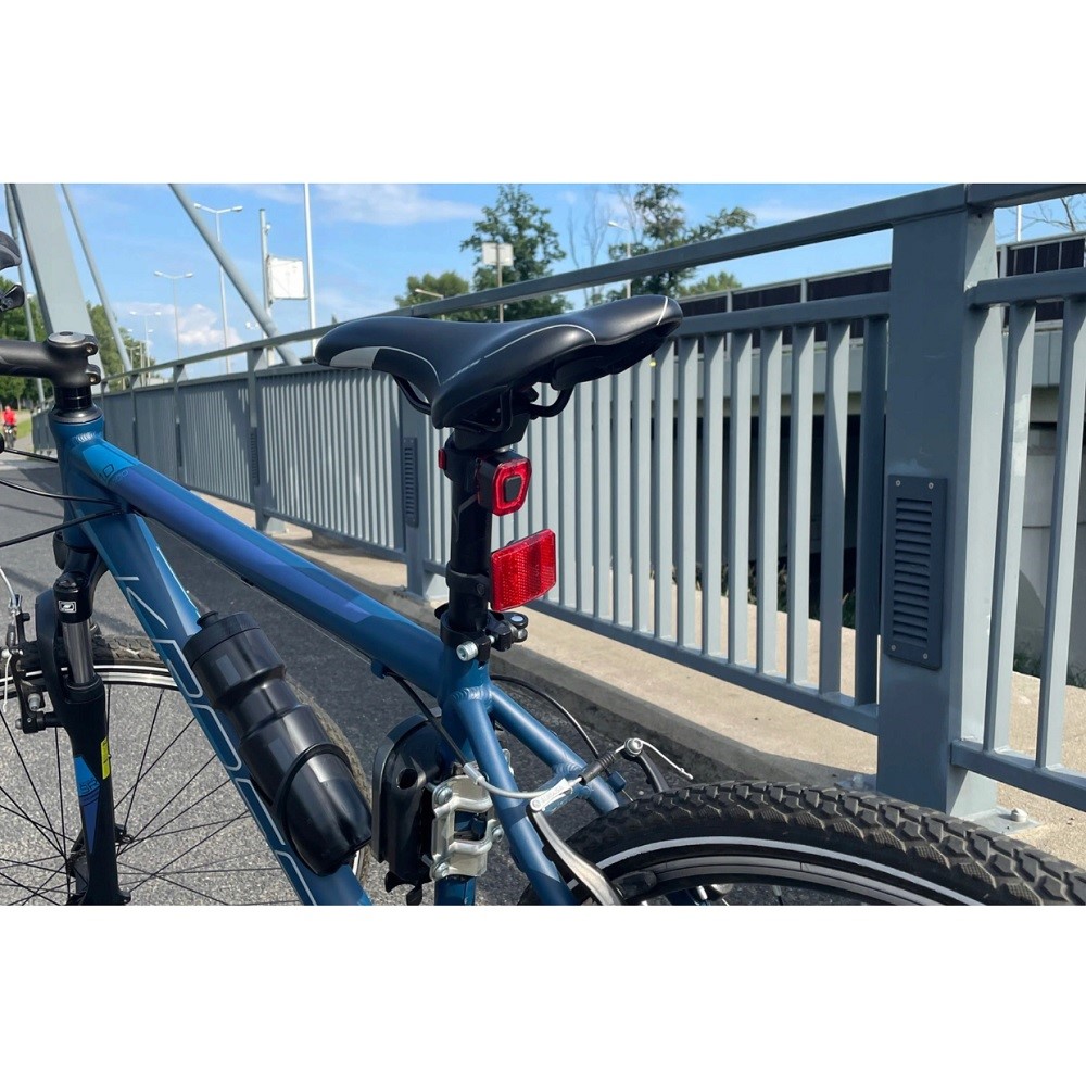 Lampa pentru bicicleta fata/spate, lumina rosie, cu baterie incorporata - imagine 5