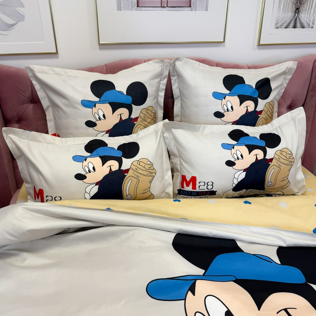 Lenjerie pat dublu (140x200cm, 160x200cm, 180x200cm), FINET, 6 piese, IDENTICA CU POZA, Alb, Bej, Mickey Mouse - imagine 5