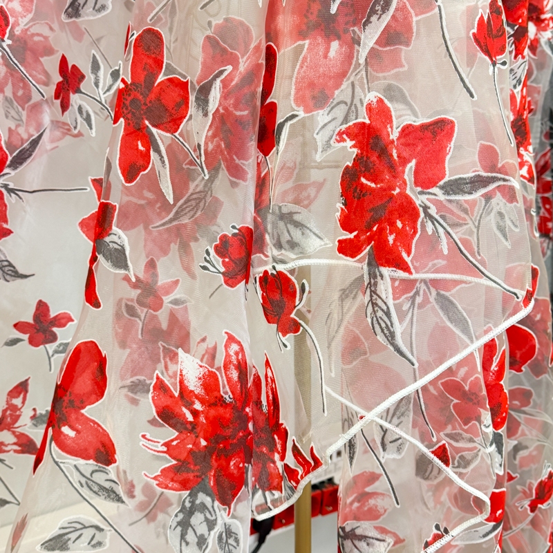 Set 2 Draperii Jacquard, Royal, 150cm latime x 270cm inaltime, Negru cu Gri + Perdea 400cm latime x 270cm inaltime, din Matase Imprimata, Red Flowers - imagine 6