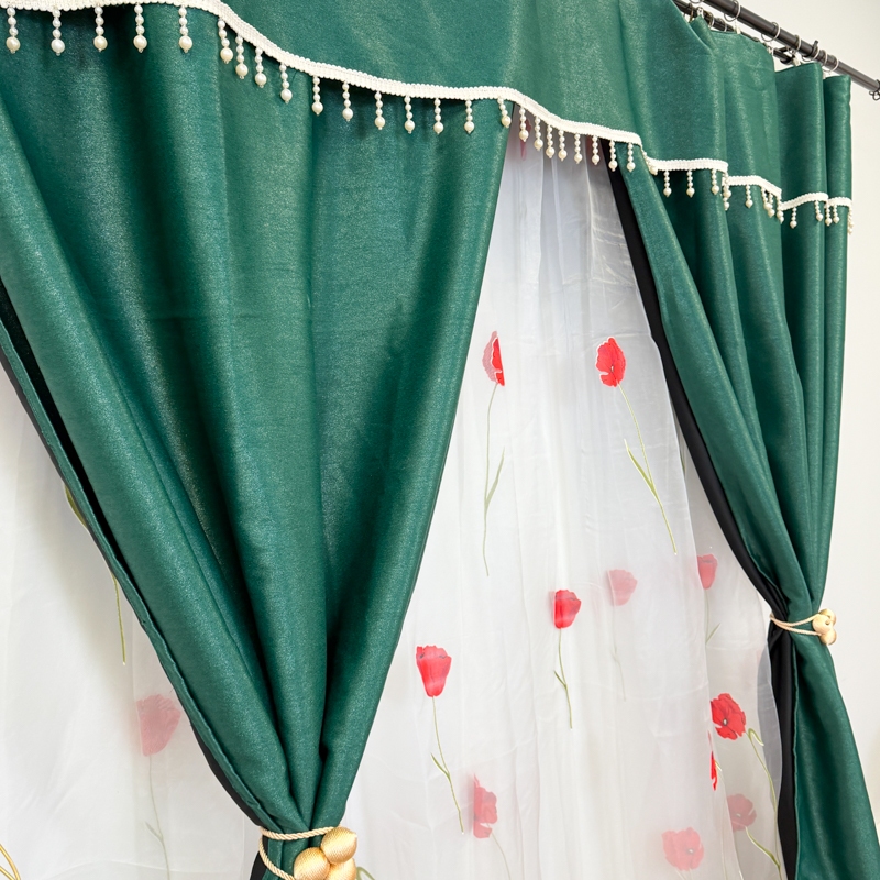 Set 3 metri de 2 bucati de Draperie BlackOut, Pearls, 150cm latime x 270cm inaltime, Verde cu Sclipici + Perdea 400cm latime x 270cm inaltime, din Matase Imprimata, Maci Rosii - imagine 7