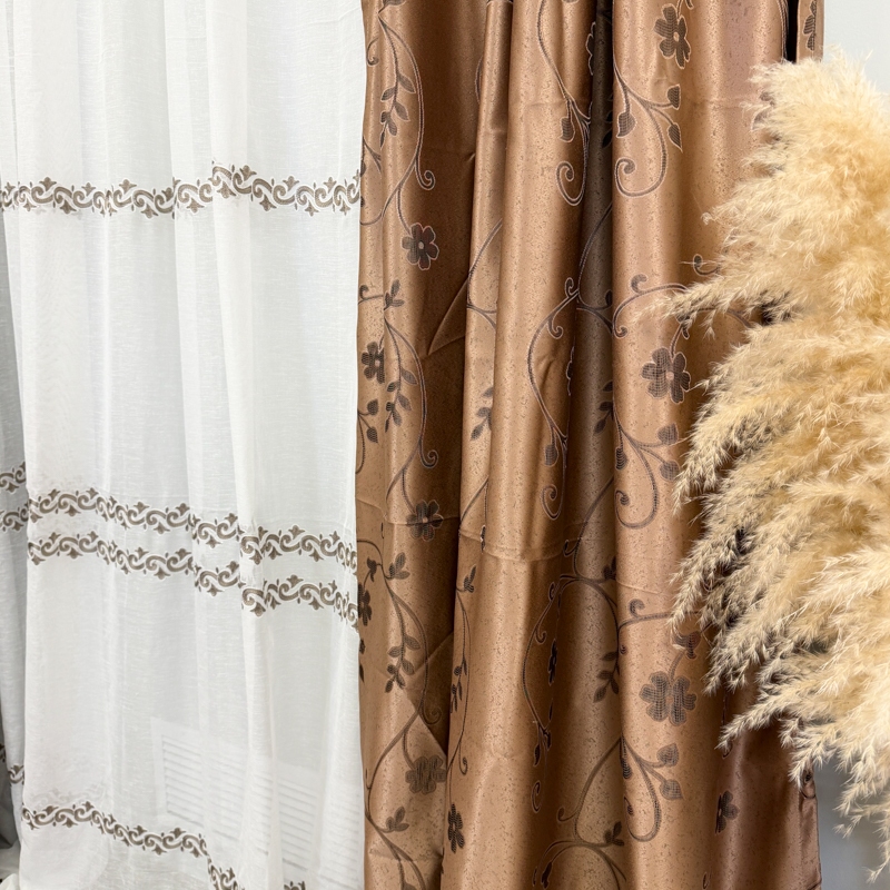 Set 2 bucati de Draperie Jacquard, Crengute cu Flori, 150cm latime x 270cm inaltime, cu rejansa pt sina, Maro deschis - imagine 6