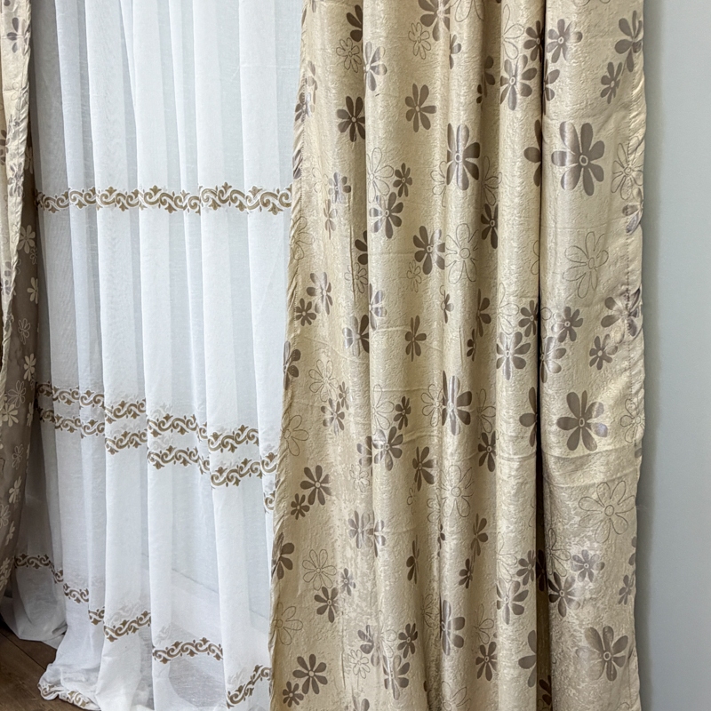 Set 2 bucati de Draperie Jacquard, Flori, 150cm latime x 270cm inaltime, cu rejansa pt sina, Bej - imagine 3