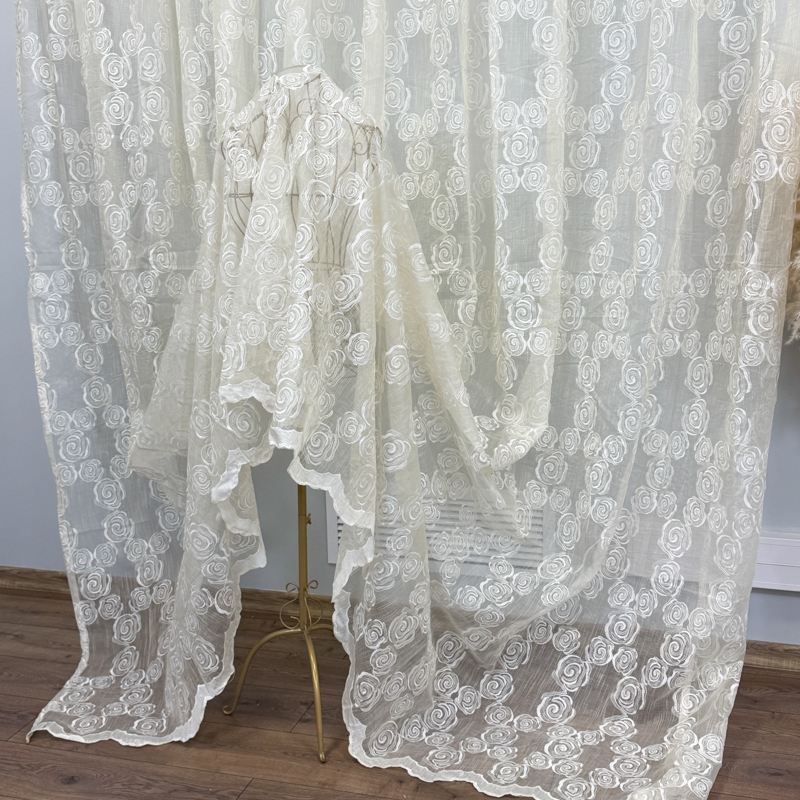 Perdea Crem, Roses, tip In cu Broderie Bej, 400cm latime x 270cm inaltime cu rejansa pt sina - imagine 6