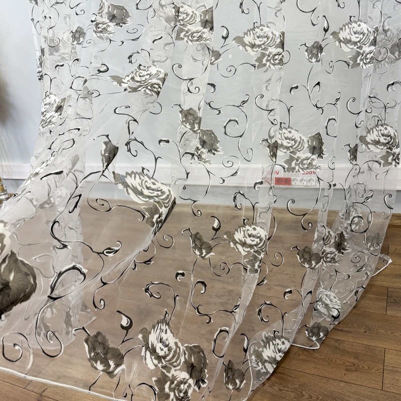 Perdea Bujori Gri din matase imprimata, Alba, 400cm latime x 270cm inaltime cu rejansa pt sina - imagine 4