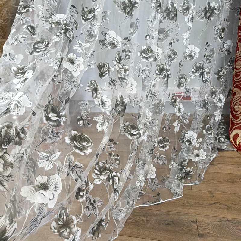 Perdea Trandafiri Gri din matase imprimata, Alba, 400cm latime x 270cm inaltime cu rejansa pt sina - imagine 4