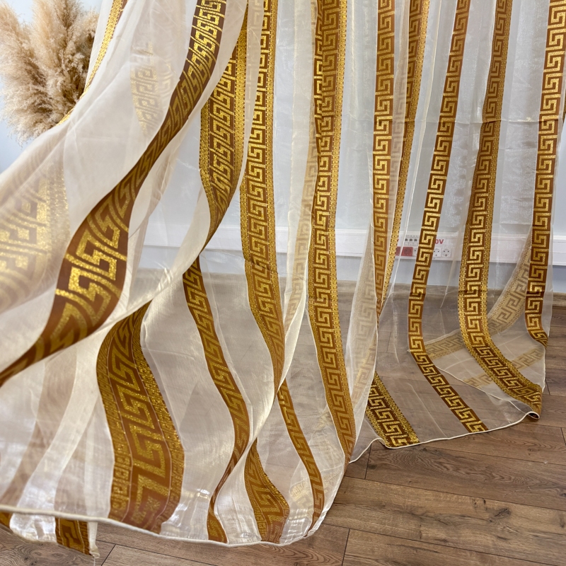 Set 3 metri de 2 bucati de Draperie BlackOut, Pearls, 150cm latime x 270cm inaltime, Maro cu Sclipici + Perdea 400cm latime x 270cm inaltime, din Matase Imprimata, Greek Model Bej - imagine 7