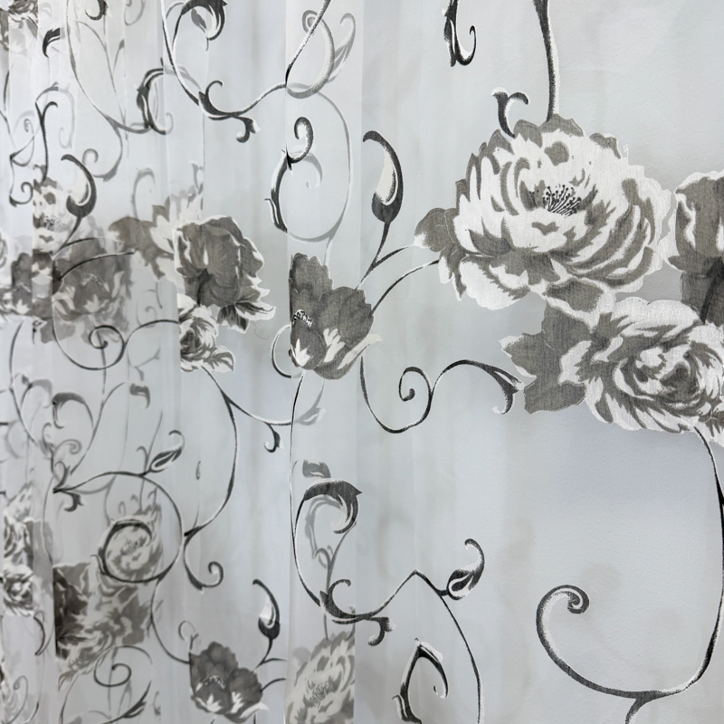 Set 3 metri de 2 bucati de Draperie BlackOut, Pearls, 150cm latime x 270cm inaltime, Albastru cu Sclipici + Perdea 400cm latime x 270cm inaltime, din Matase Imprimata, Bujori Gri - imagine 10