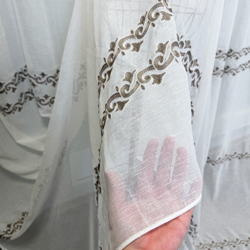 Set 2 Draperii Jacquard, Crengute cu Flori, 150cm latime x 270cm inaltime, Maro deschis + Perdea 400cm latime x 270cm inaltime, tip in cu broderie maro - imagine 9