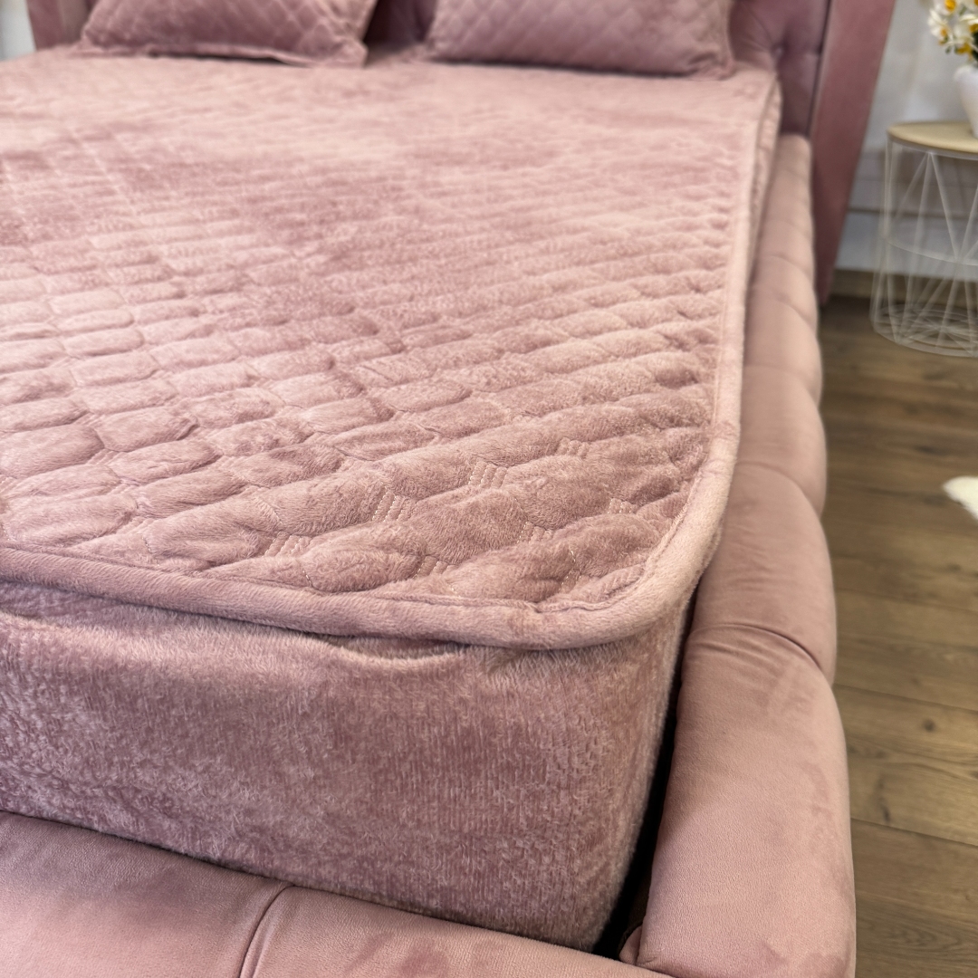 Husa Matlasata Tip Topper din Catifea 160x200cm, cu 2 Fete de Perna 50x70cm -  Somn Odihnitor si Sustinere pentru Spate, Roz inchis - imagine 5