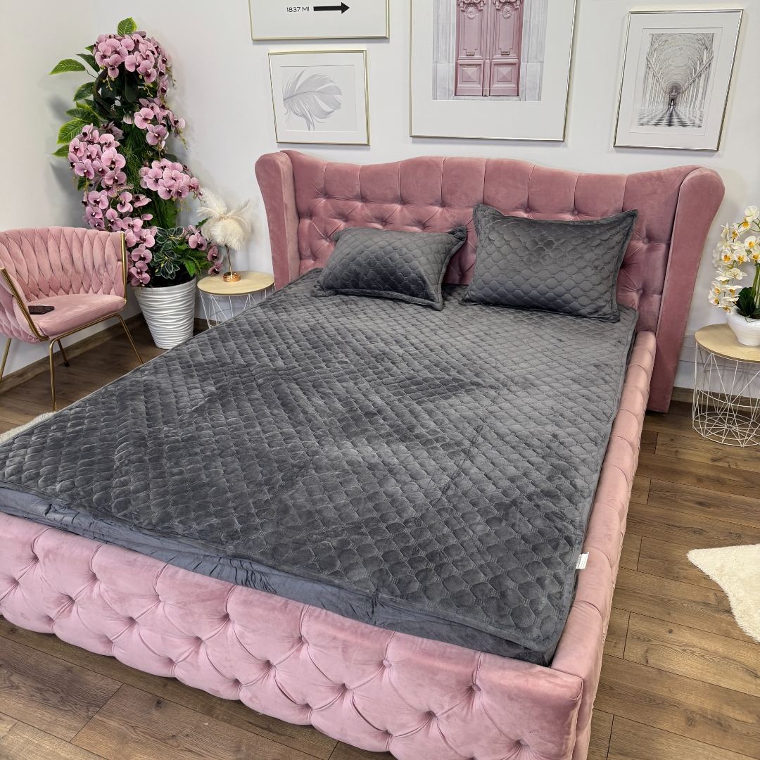Husa Matlasata Tip Topper din Catifea 180x200cm, cu 2 Fete de Perna 50x70cm -  Somn Odihnitor si Sustinere pentru Spate, Gri inchis - imagine 4