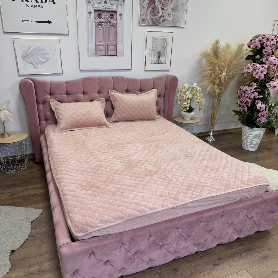 Husa Matlasata Tip Topper din Catifea 180x200cm, cu 2 Fete de Perna 50x70cm -  Somn Odihnitor si Sustinere pentru Spate, Roz - imagine 3