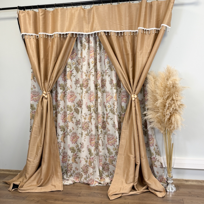 Set 3 metri de 2 bucati de Draperie BlackOut, Pearls, 150cm latime x 270cm inaltime, cu rejansa pt sina, Bej cu Sclipici - imagine 8