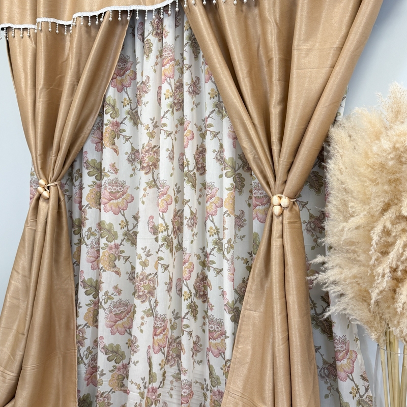 Set 3 metri de 2 bucati de Draperie BlackOut, Pearls, 150cm latime x 270cm inaltime, cu rejansa pt sina, Bej cu Sclipici - imagine 9