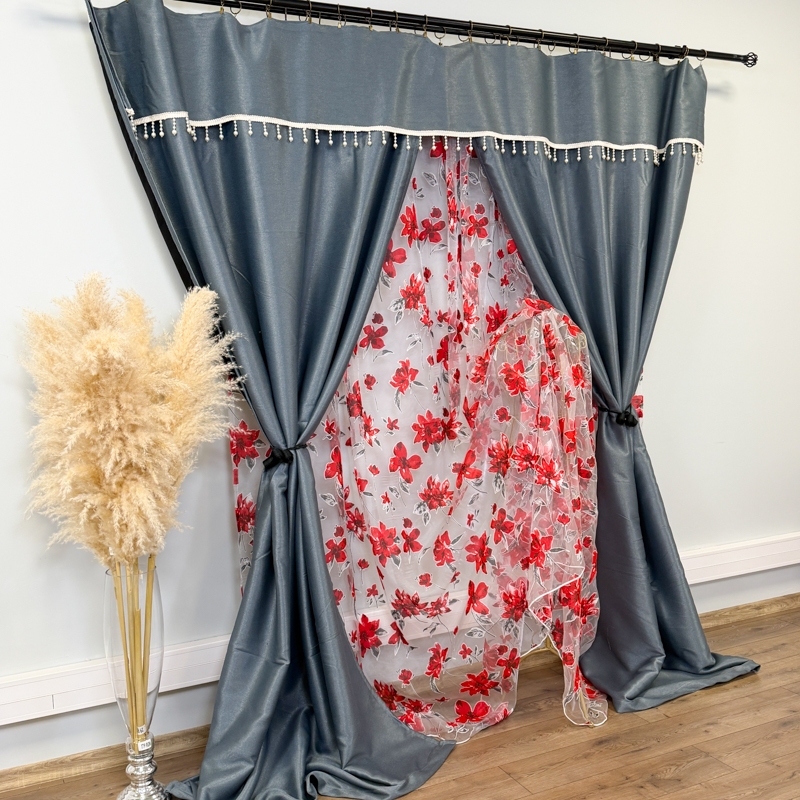 Set 3 metri de 2 bucati de Draperie BlackOut, Pearls, 150cm latime x 270cm inaltime, cu rejansa pt sina, Gri cu Sclipici - imagine 3
