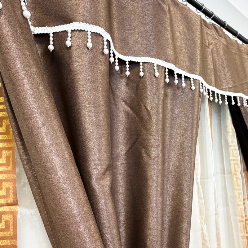 Set 3 metri de 2 bucati de Draperie BlackOut, Pearls, 150cm latime x 270cm inaltime, cu rejansa pt sina, Maro cu Sclipici - imagine 6