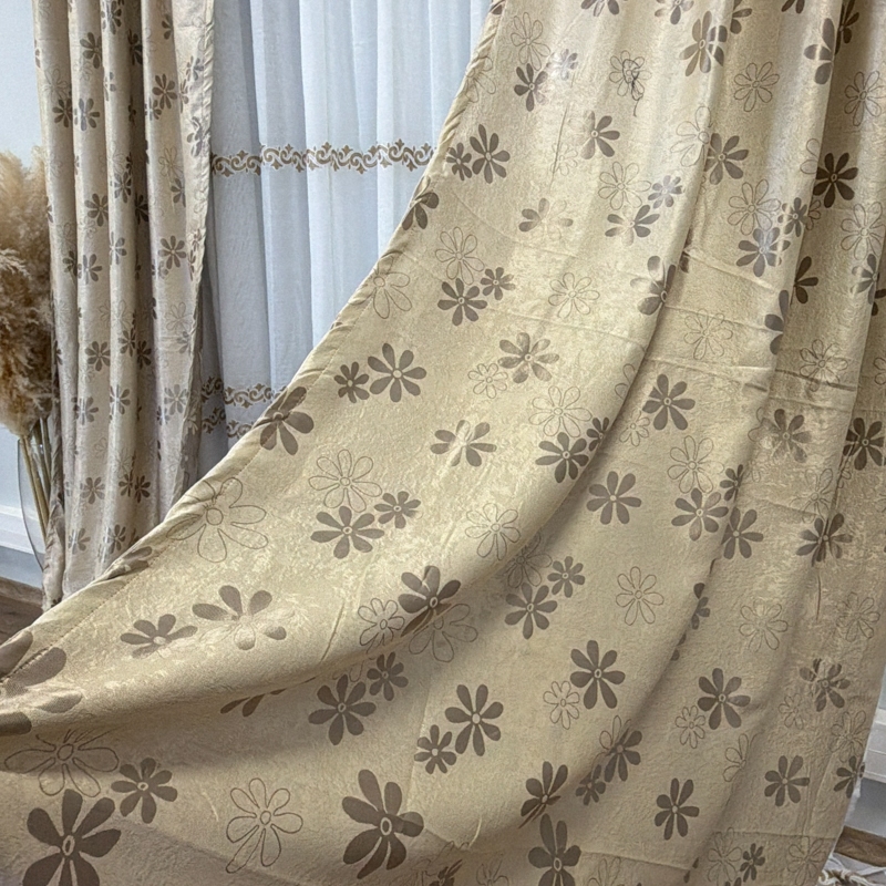 Set 2 Draperii Jacquard, Flori, 150cm latime x 270cm inaltime, Bej + Perdea 400cm latime x 270cm inaltime, tip in cu broderie Bej - imagine 6