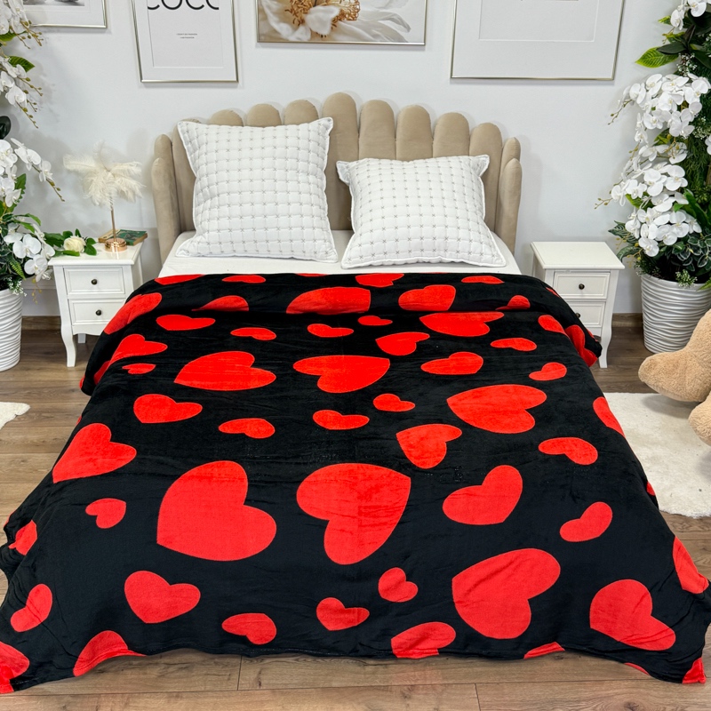 Patura pufoasa cocolino 200x230cm, 240g/mp, Negru, Inimioare Rosii - imagine 2