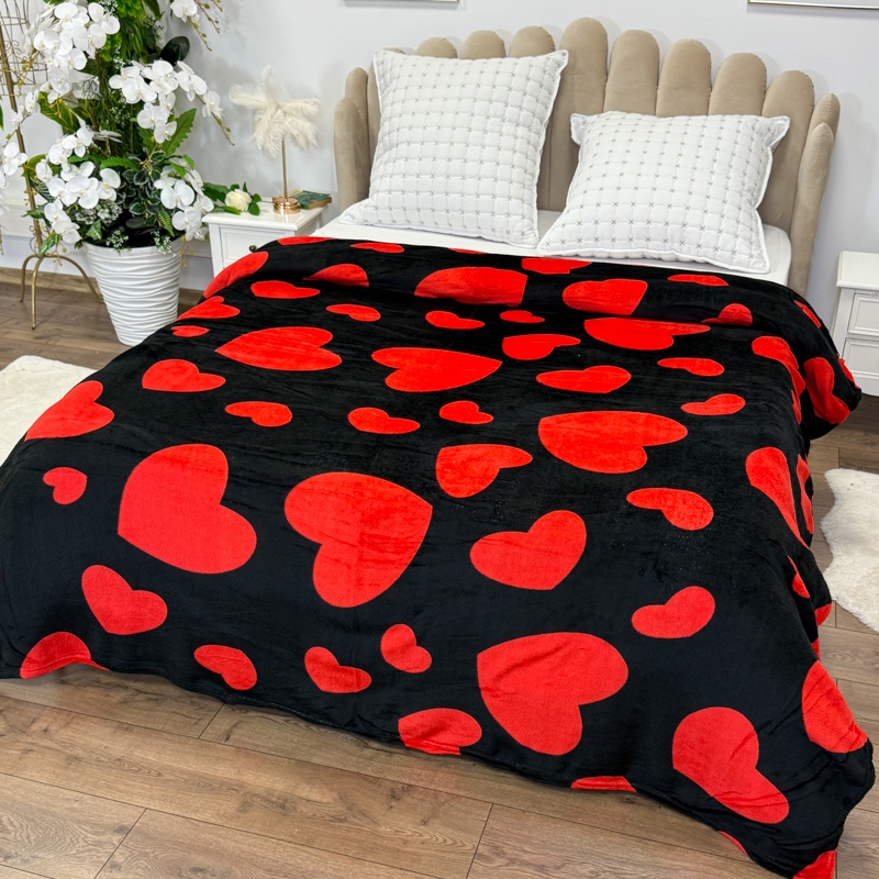 Patura pufoasa cocolino 200x230cm, 240g/mp, Negru, Inimioare Rosii - imagine 3