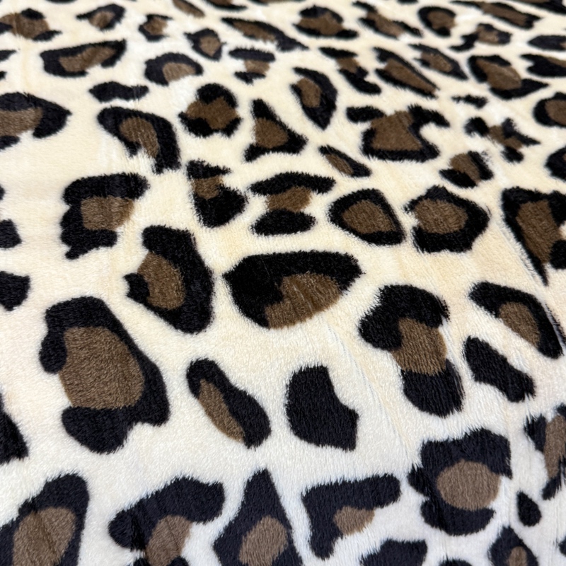 Patura pufoasa cocolino 200x230cm, 240g/mp, Bej, Maro, Animal Print - imagine 4