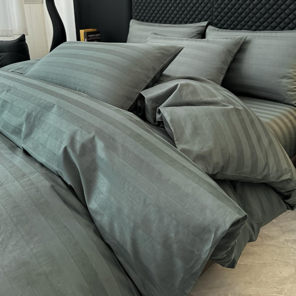 Lenjerie de Pat HoReCa DeLuxe, Damasc Premium din Bumbac Egiptean 100% , 6 Piese, Dunga Lata Tesuta, Cearceaf cu Elastic, Gri Inchis - view 3