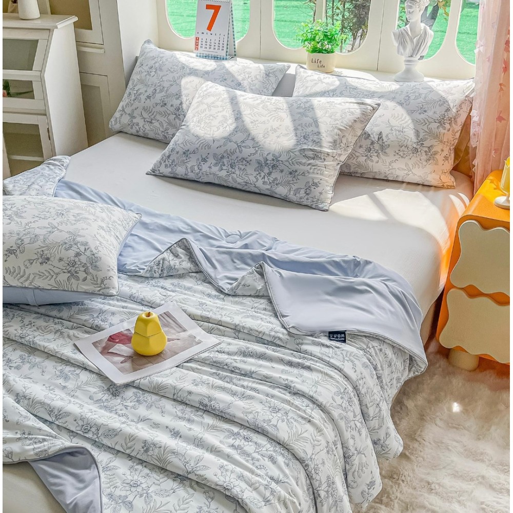 Pilota de Vara Racoritoare Ice Touch, 200x230cm + 2 fete de perna 50x70cm - Ultra Usoara, Efect Instant de Racorire si Confort Maxim, Bleu, Floricele - 2