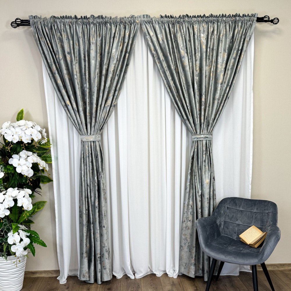 Draperie Catifea Asama cu insertii aurii, 140cm latime x 260cm inaltime, cu TIV LAT, Gri deschis - V24 – imagine 3