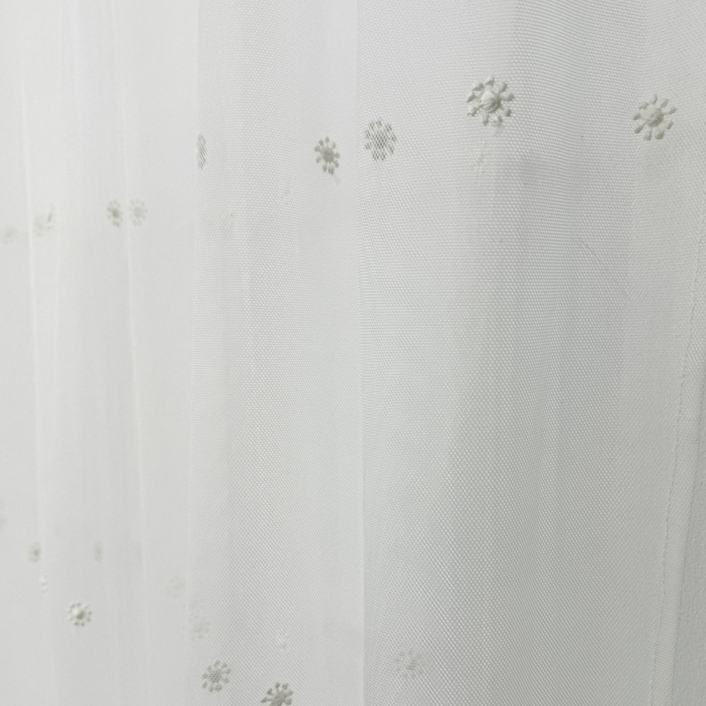 Perdea Fulgi de Nea din Tulle cu Broderie, Ivoire, 140cm latime x 260cm inaltime, cu rejansa pt bara – imagine 2