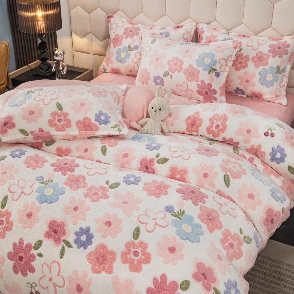 Lenjerie pat dublu, Super Pufoasa COCOLINO,cu ELASTIC, 4 piese, Jojo Home, Alb, Roz, Flori — imaginea 2