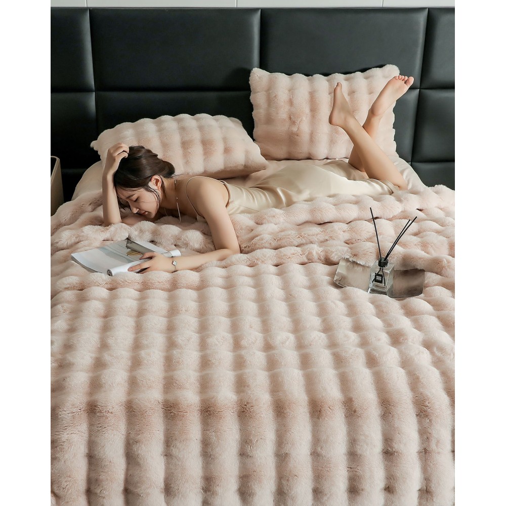 Lenjerie Luxury Pat Dublu, Jojo Home, ExtraPufoasa, din Blanita Artificiala tip Iepure, 6 piese, Bej deschis — imaginea 8